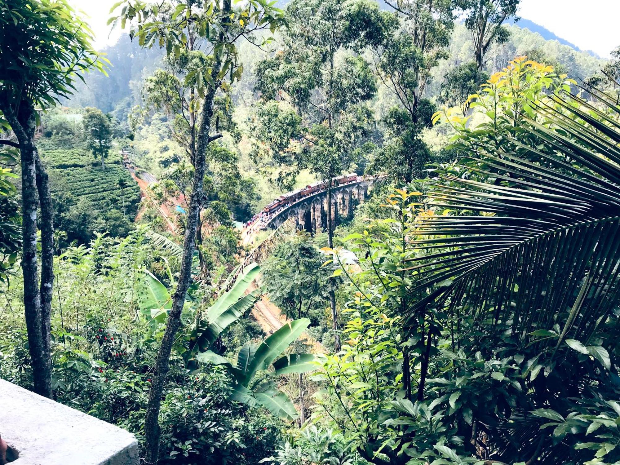9 Arch View Rest Inn เอลลา ภายนอก รูปภาพ